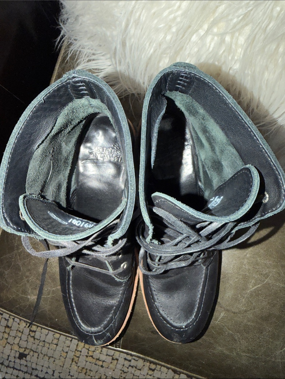 Red Wing Black Leather Lace-Up Heeled Boots for Women - Picture 2 of 8
